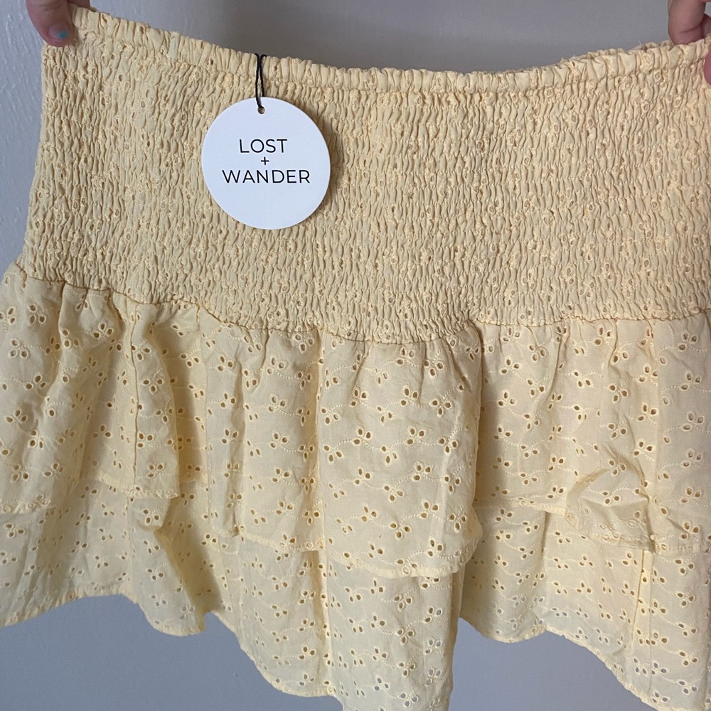 Lost + Wonder Skirt cream. Never worn with Tags